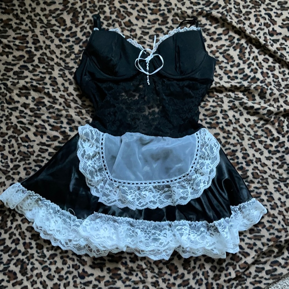 French Maid sexy Halloween costume. Pinup